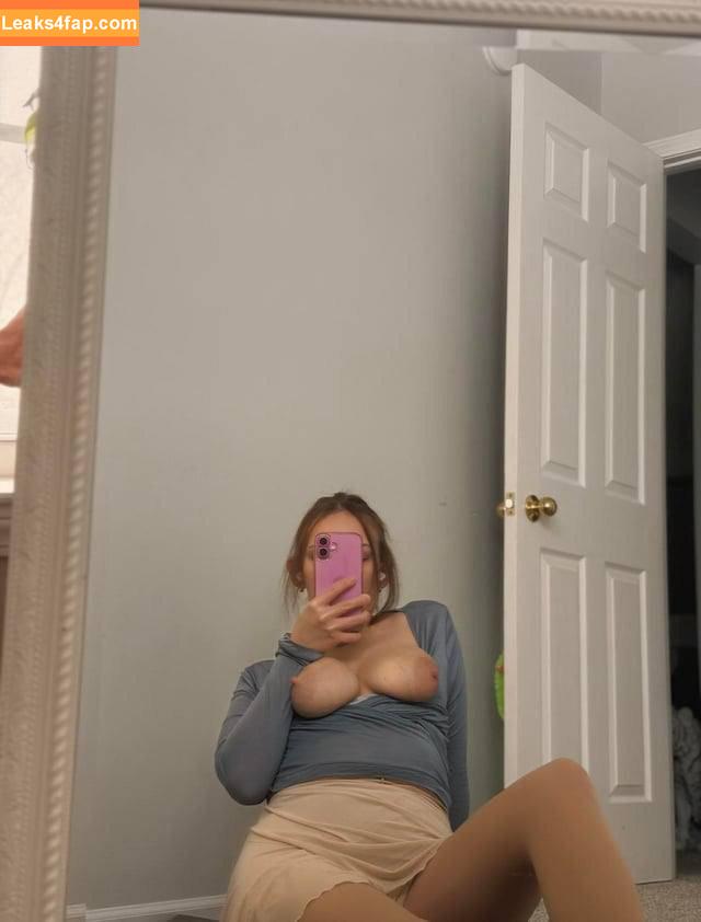 Kenchfriss free nudes