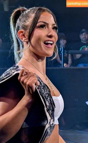 Kendal Grey photo #0025