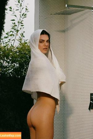 Kendall Jenner Ai Porn фото #0091