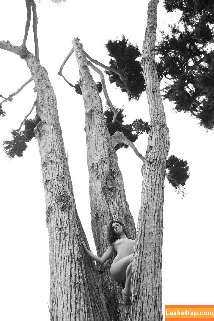 Kendall Jenner / KendallJenner / https: leaked photo photo #0058