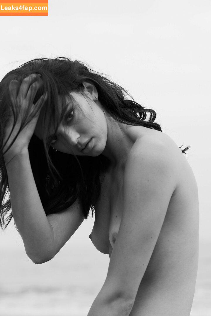 Kendall Jenner / KendallJenner / https: leaked photo photo #0059