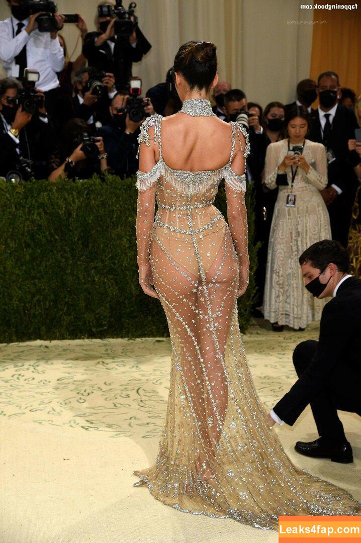 Kendall Jenner / KendallJenner / https: leaked photo photo #0233