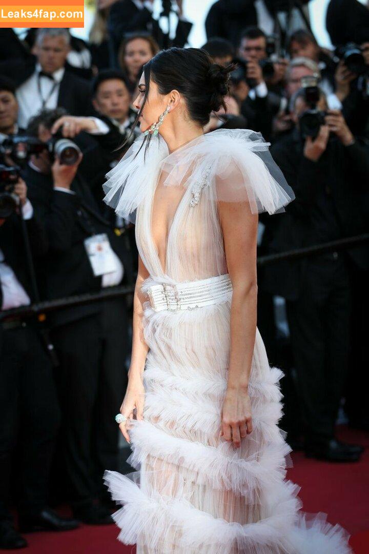 Kendall Jenner / KendallJenner / https: leaked photo photo #0306
