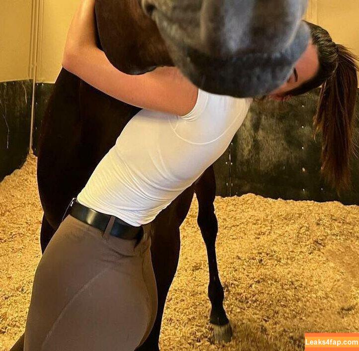 Kendall Jenner / KendallJenner / https: leaked photo photo #0478