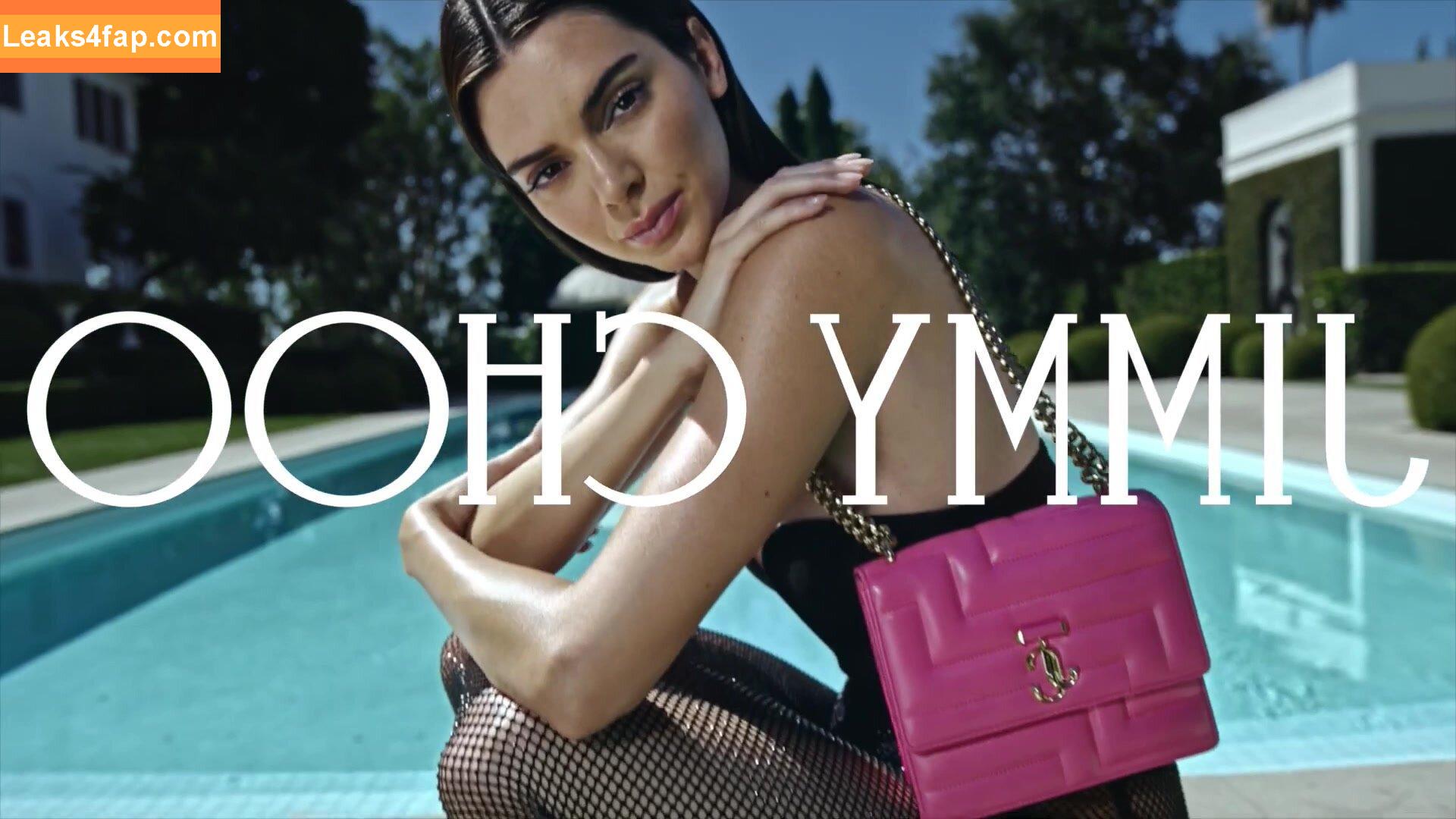 Kendall Jenner / KendallJenner / https: leaked photo photo #0487