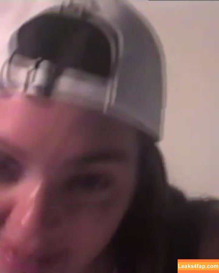 Kendall Jenner / KendallJenner / https: leaked photo photo #0546