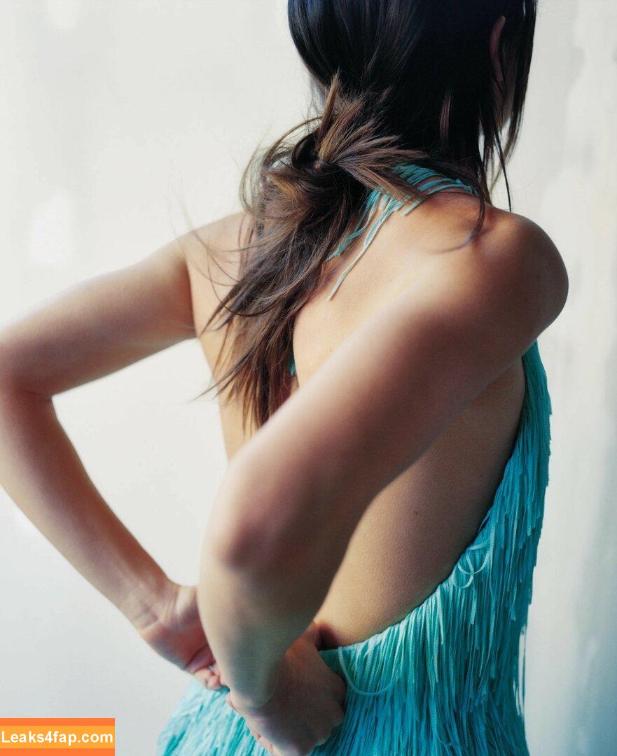 Kendall Jenner / KendallJenner / https: слитое фото фото #0787