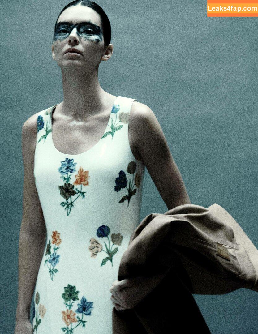 Kendall Jenner / KendallJenner / https: leaked photo photo #0852