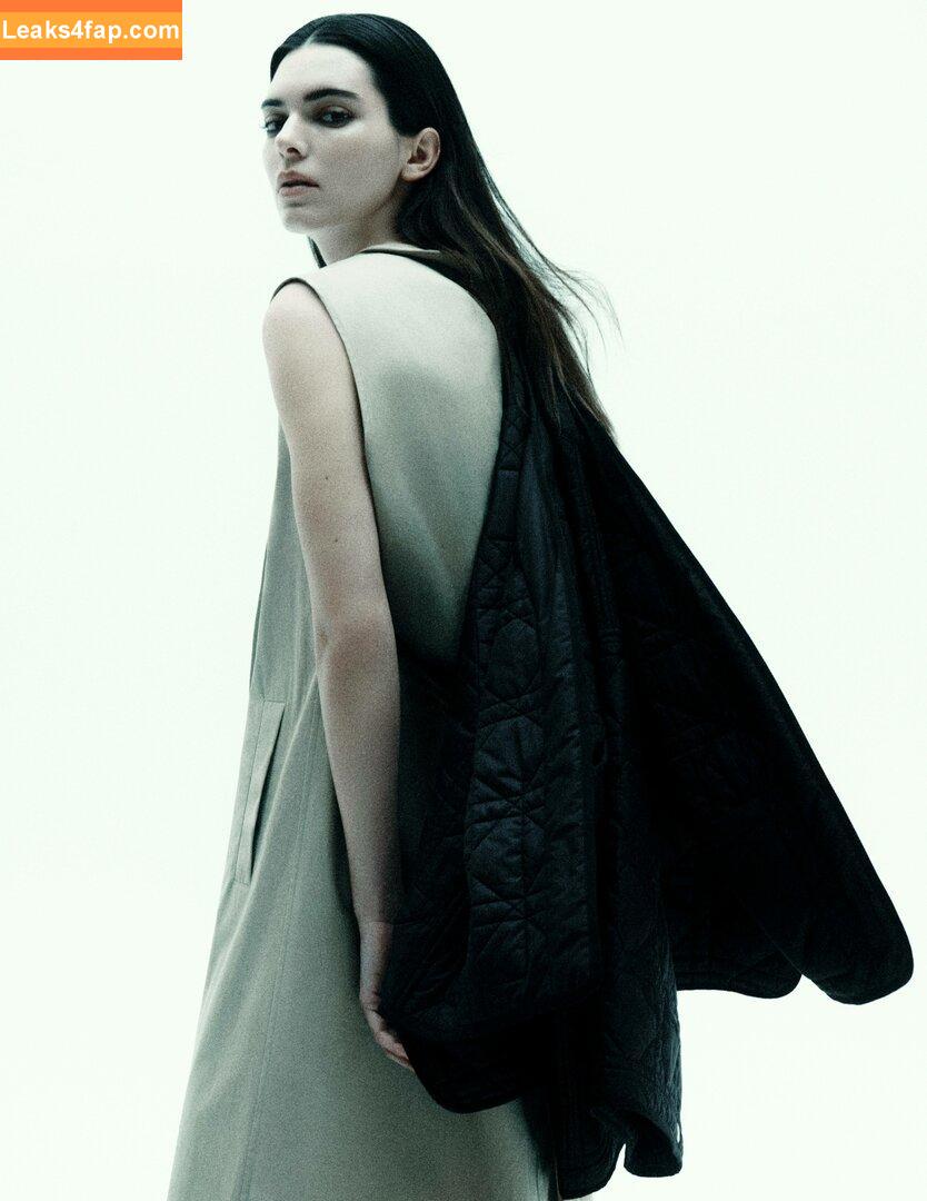 Kendall Jenner / KendallJenner / https: leaked photo photo #0859