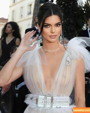 Kendall Jenner photo #0250
