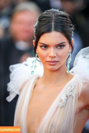 Kendall Jenner photo #0310