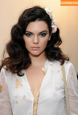 Kendall Jenner photo #0364