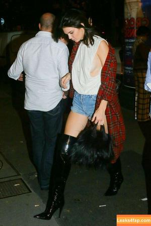 Kendall Jenner photo #0379