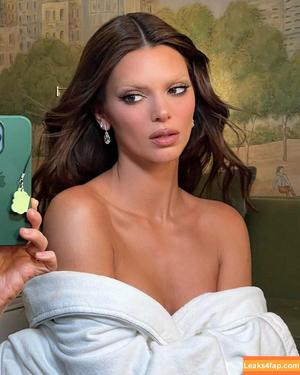 Kendall Jenner photo #0437