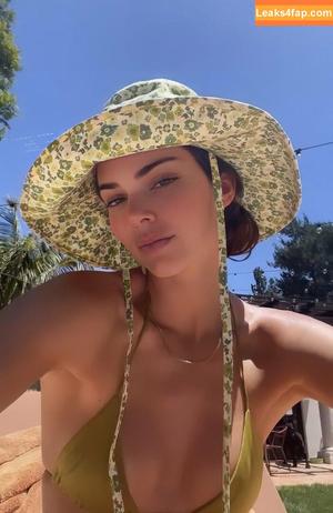 Kendall Jenner photo #0438