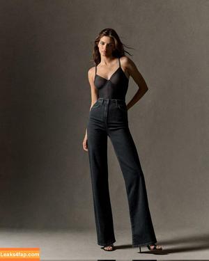 Kendall Jenner photo #0647