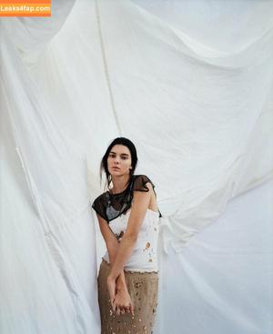 Kendall Jenner photo #0779