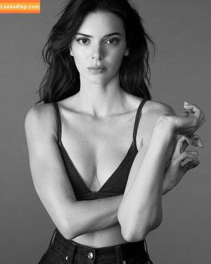 Kendall Jenner photo #0840