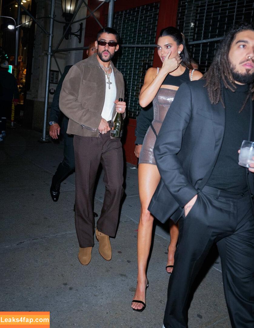 Kendall Jenner / KendallJenner / https: leaked photo photo #1031