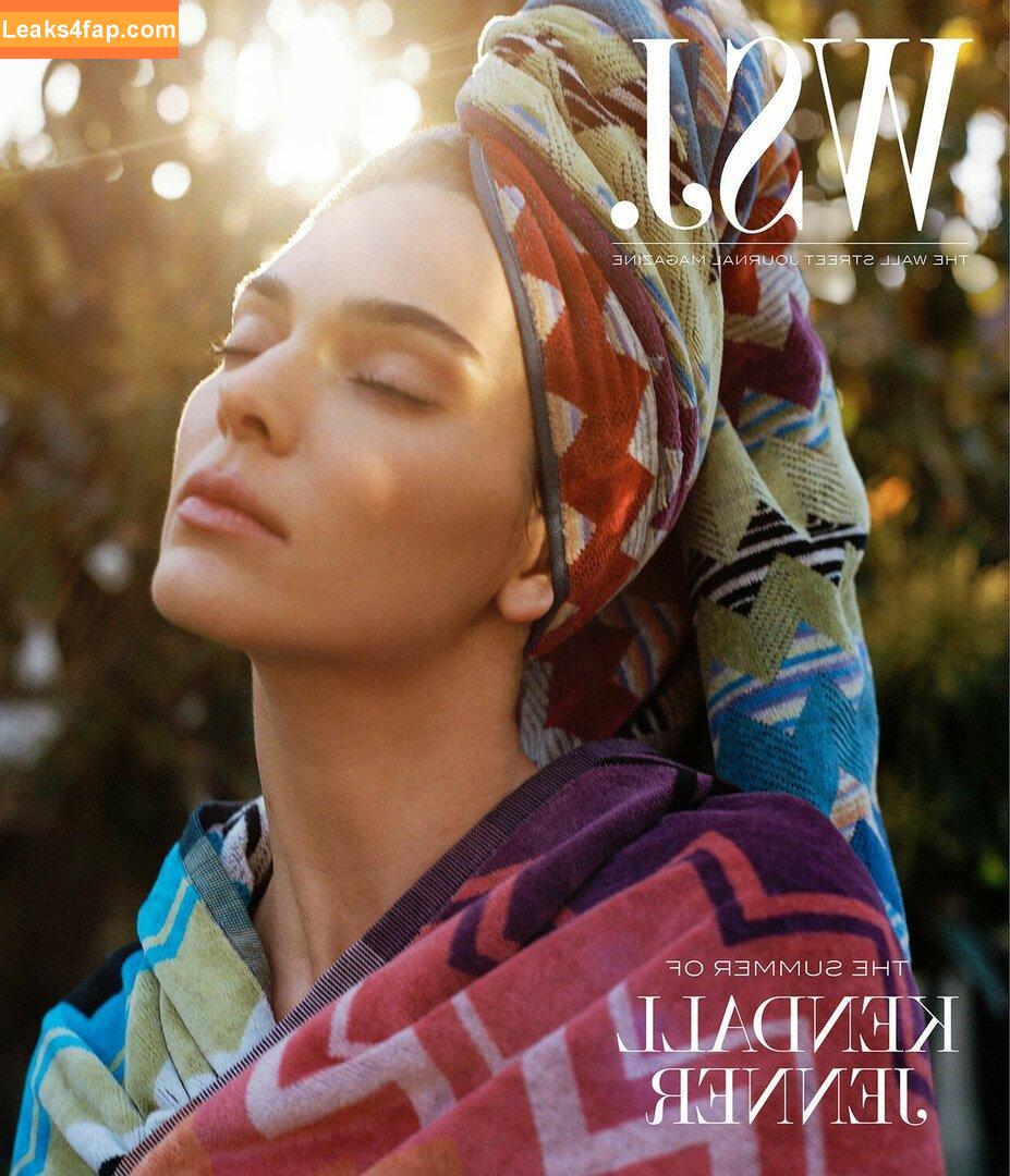 Kendall Jenner / KendallJenner / https: leaked photo photo #1211