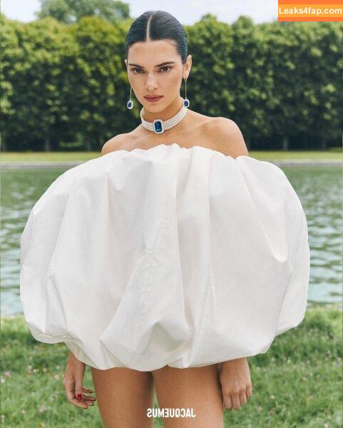 Kendall Jenner / KendallJenner / https: leaked photo photo #1267