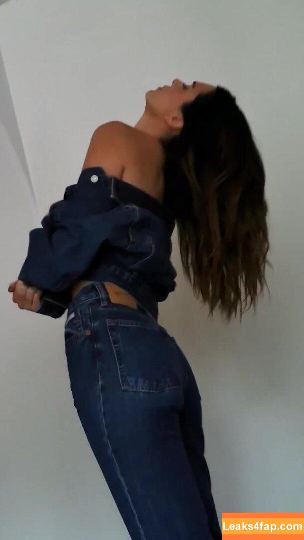 Kendall Jenner / KendallJenner / https: leaked photo photo #1318