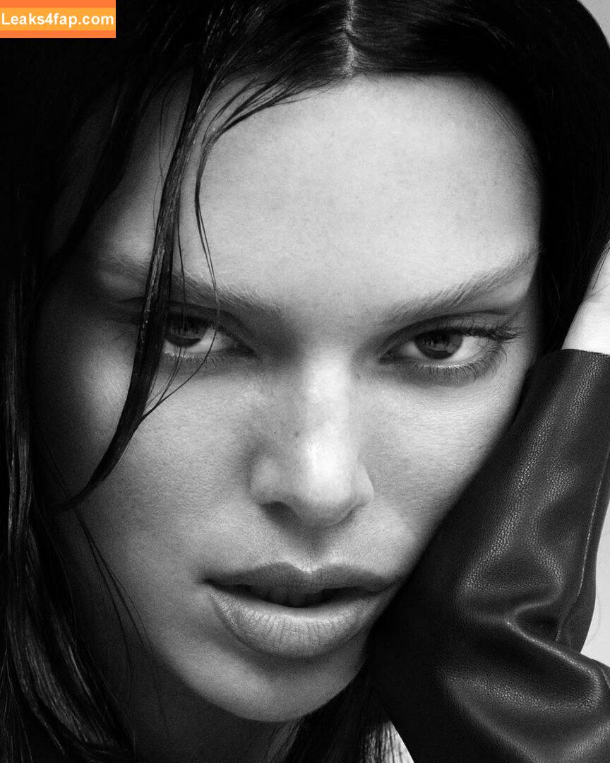 Kendall Jenner / KendallJenner / https: leaked photo photo #1357