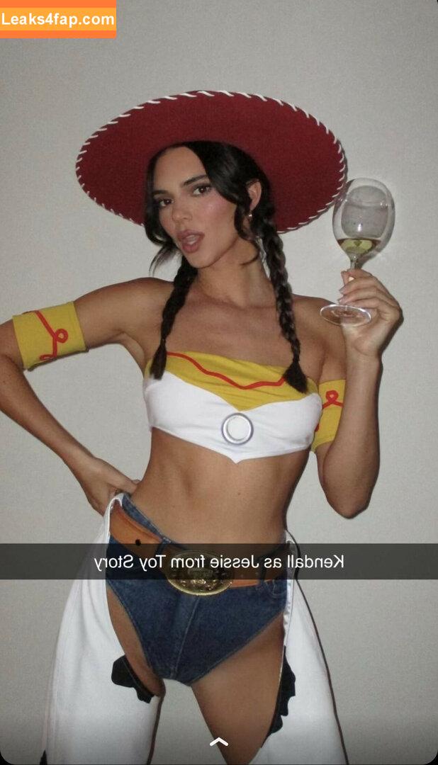 Kendall Jenner / KendallJenner leaked photo photo #1434