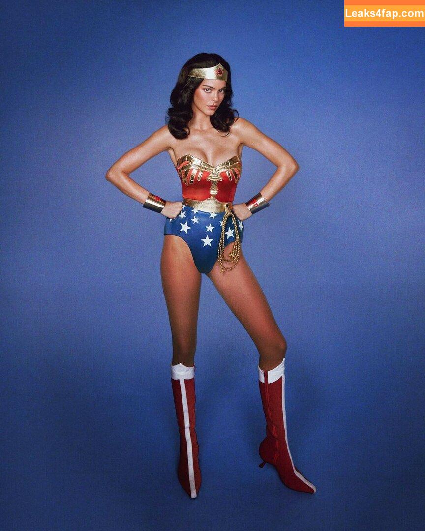 Kendall Jenner / KendallJenner слитое фото фото #1453