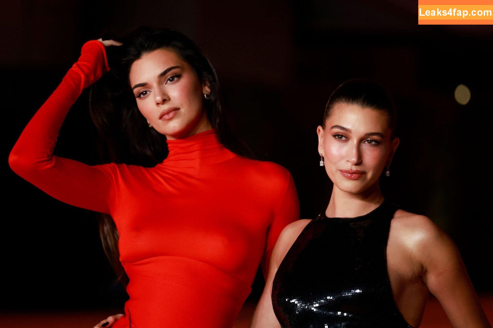 Kendall Jenner / KendallJenner слитое фото фото #1579