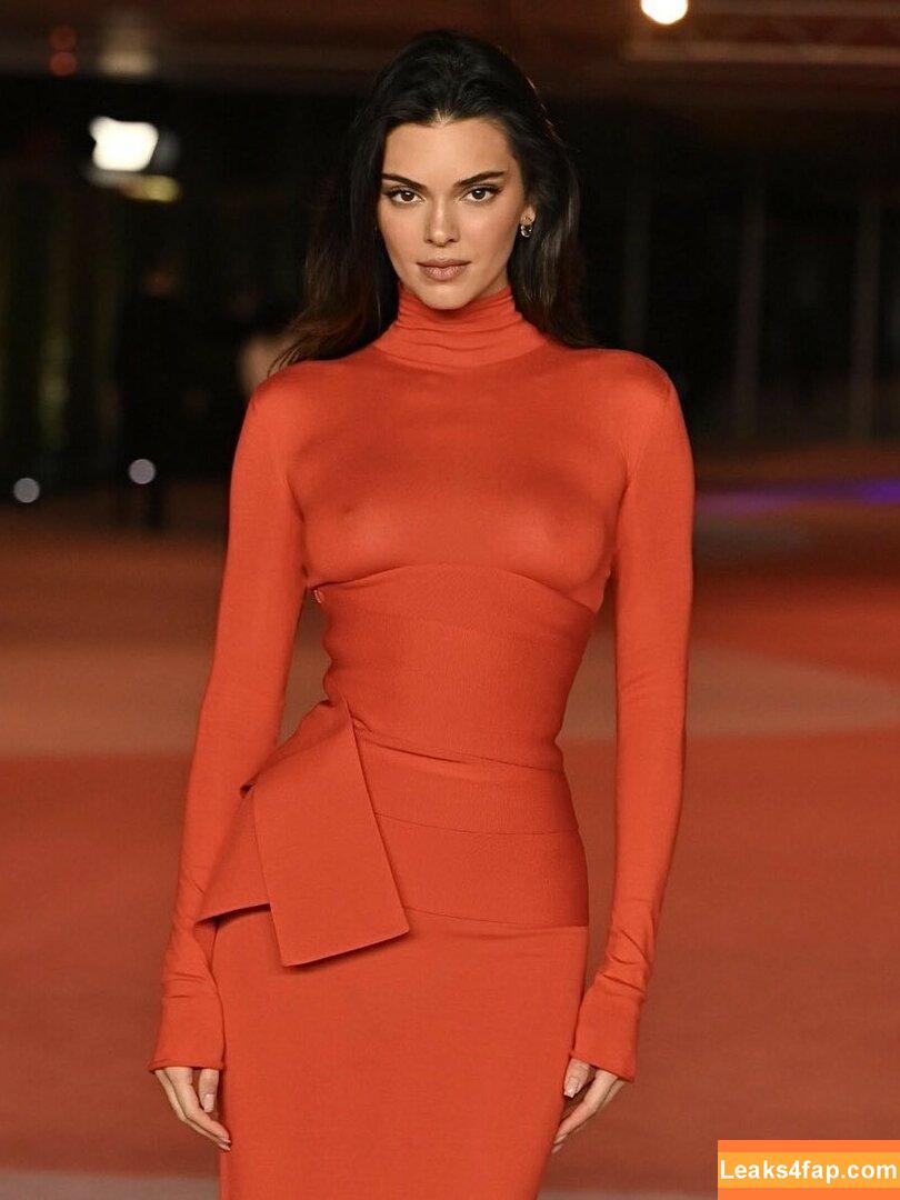 Kendall Jenner / KendallJenner слитое фото фото #1597