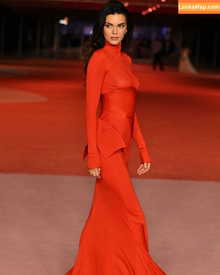 Kendall Jenner / KendallJenner слитое фото фото #1603