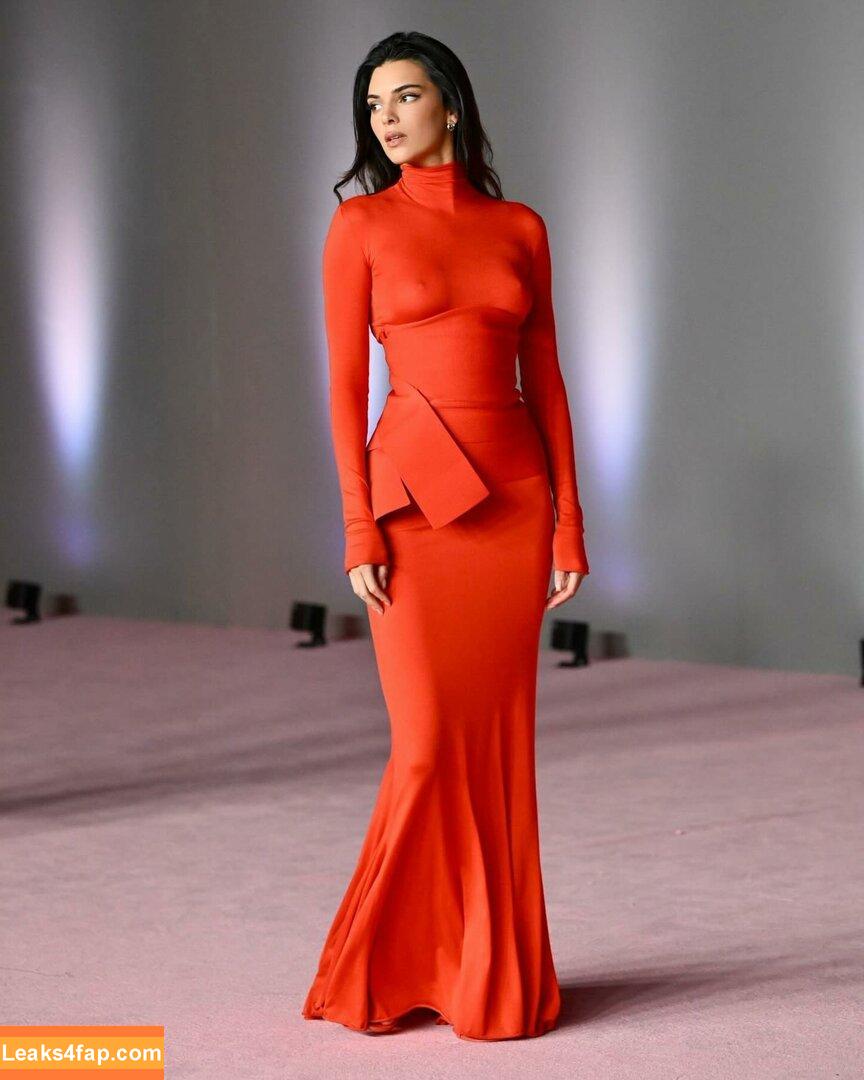 Kendall Jenner / KendallJenner слитое фото фото #1604