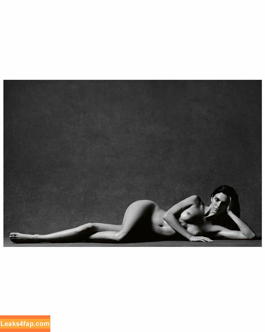 Kendall Jenner / KendallJenner слитое фото фото #1610