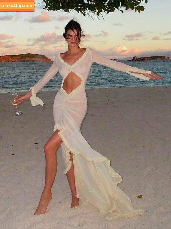 Kendall Jenner / KendallJenner слитое фото фото #1648