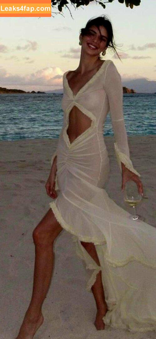 Kendall Jenner / KendallJenner слитое фото фото #1650