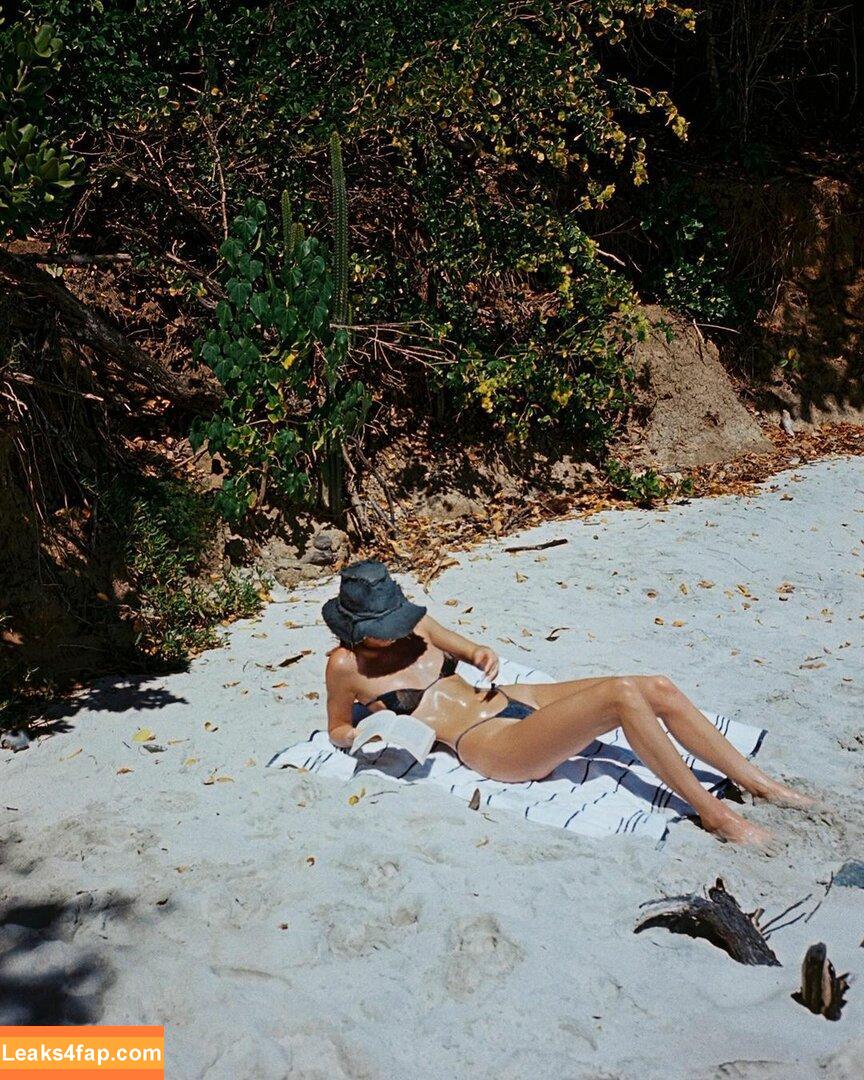 Kendall Jenner / KendallJenner слитое фото фото #1655