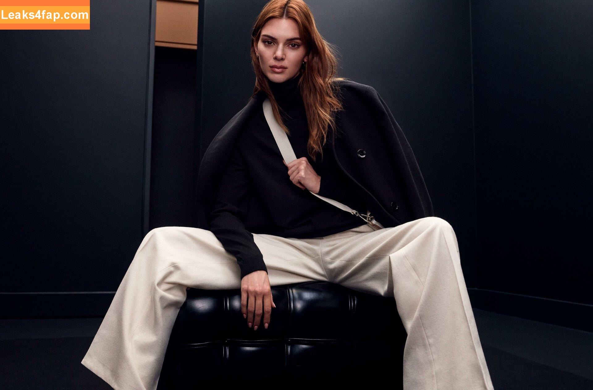 Kendall Jenner / KendallJenner слитое фото фото #1783