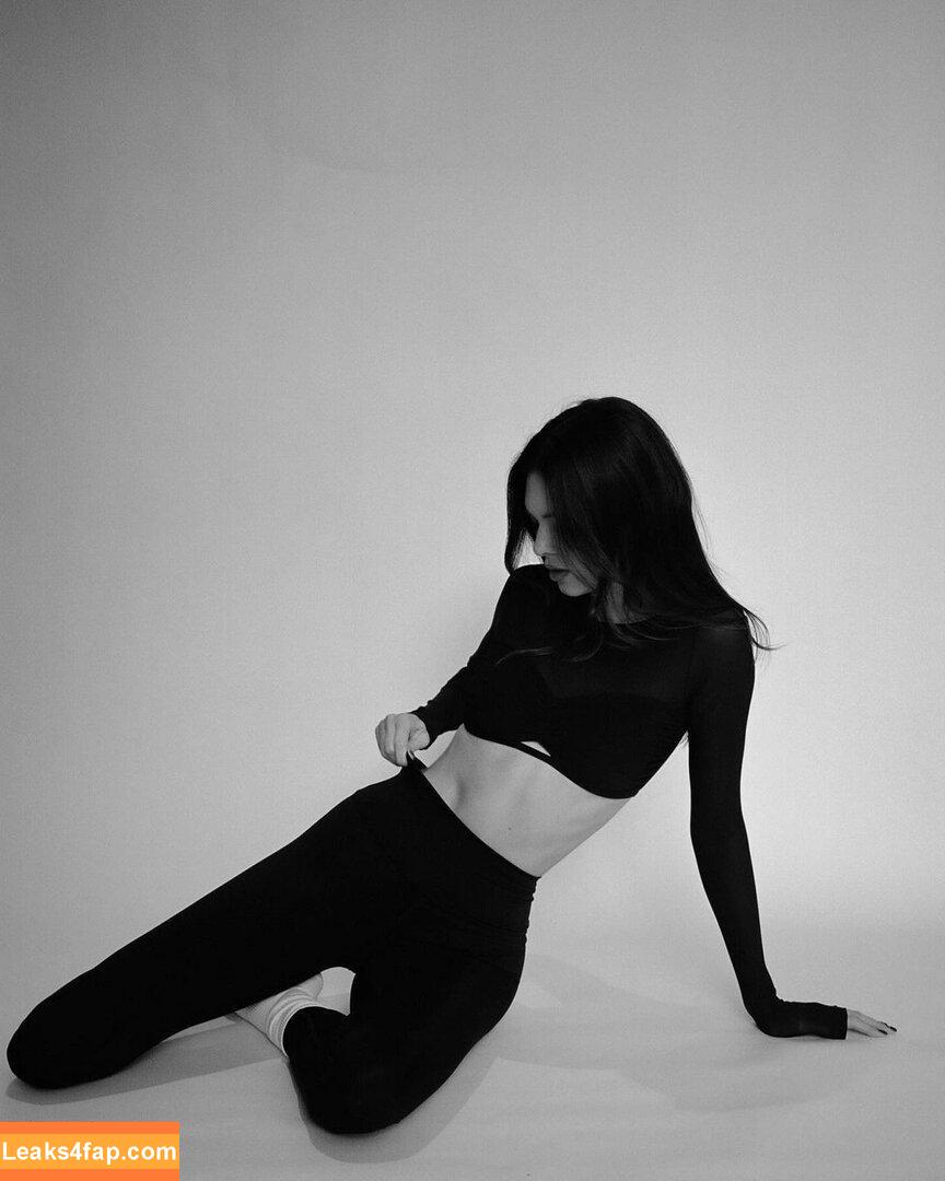 Kendall Jenner / KendallJenner слитое фото фото #1836