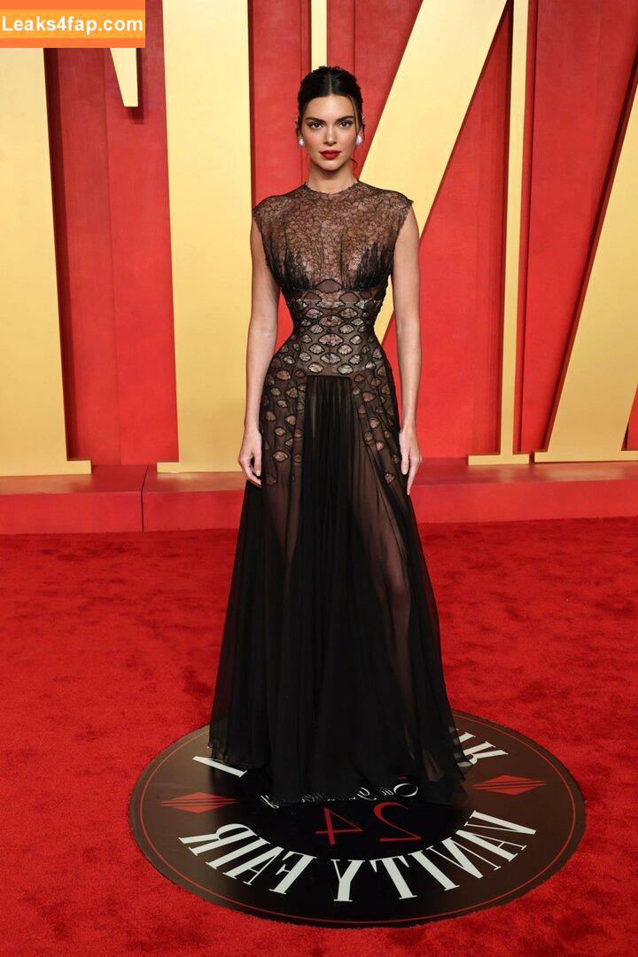 Kendall Jenner / KendallJenner слитое фото фото #1863