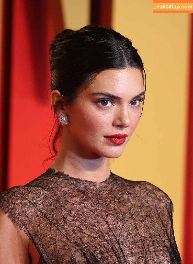 Kendall Jenner / KendallJenner слитое фото фото #1868