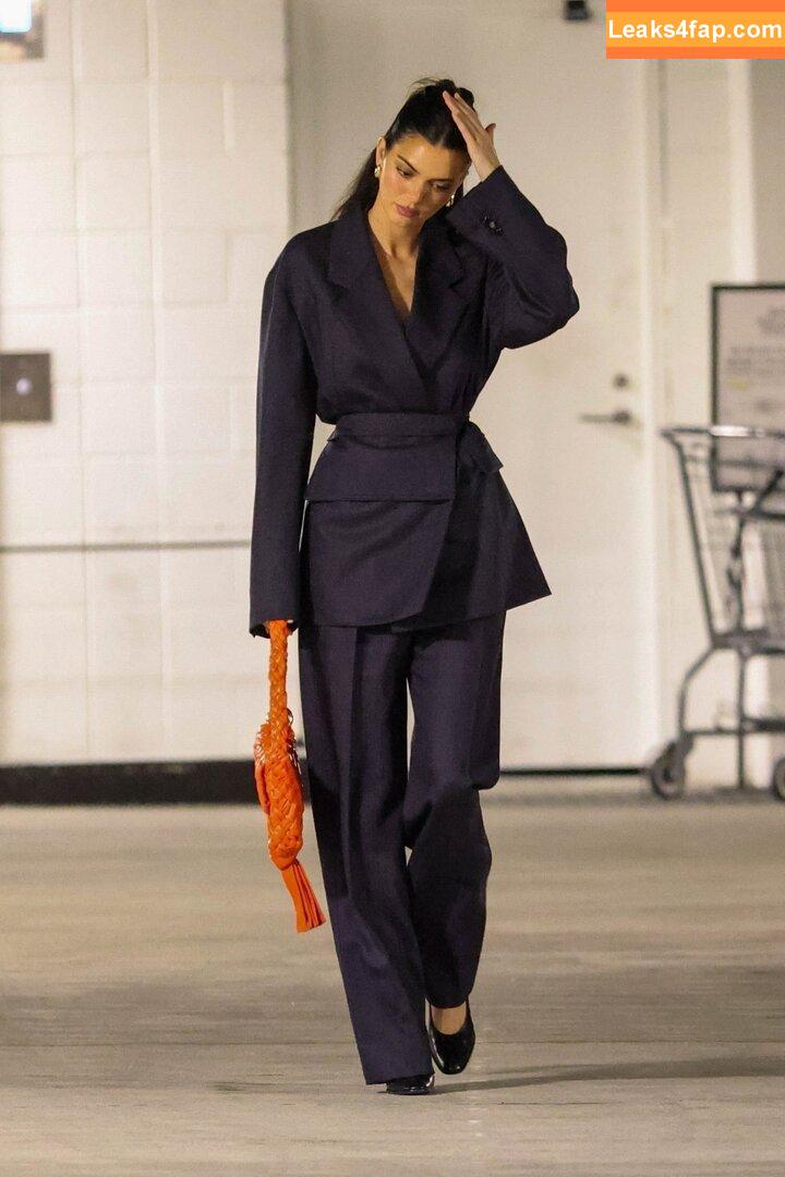 Kendall Jenner / KendallJenner слитое фото фото #1897