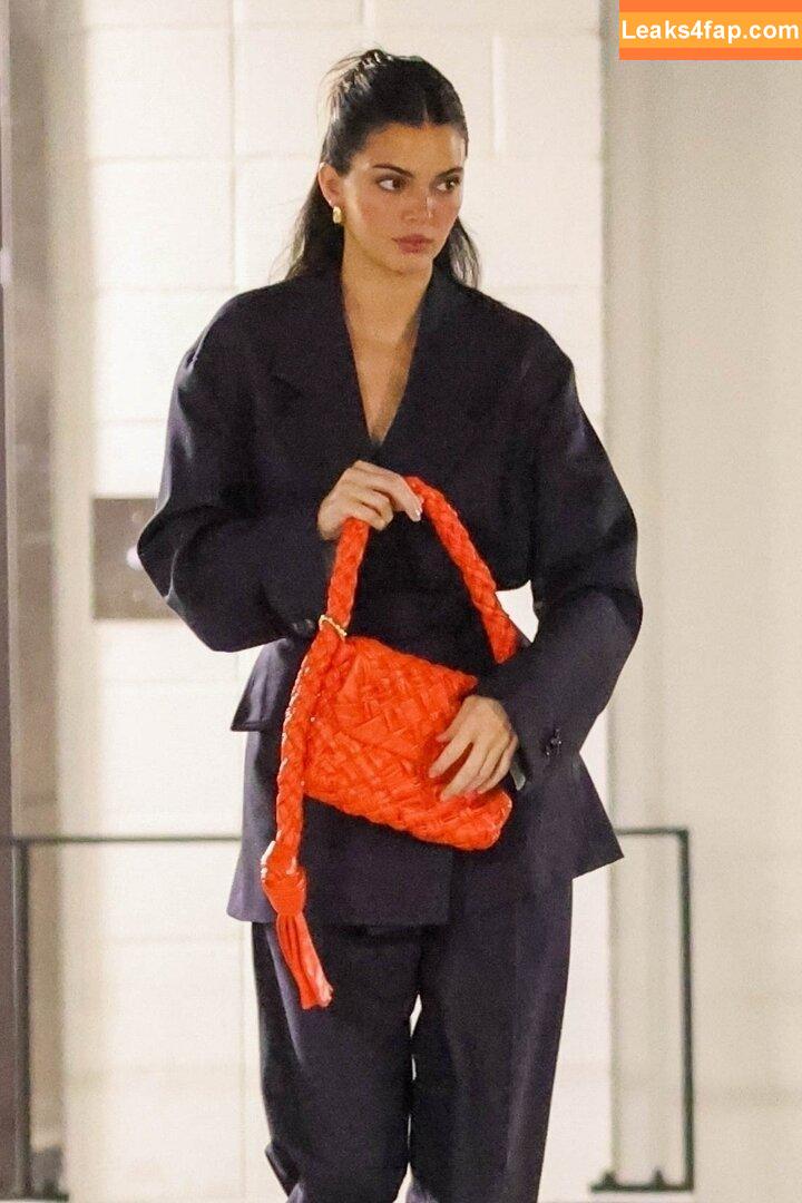 Kendall Jenner / KendallJenner слитое фото фото #1898