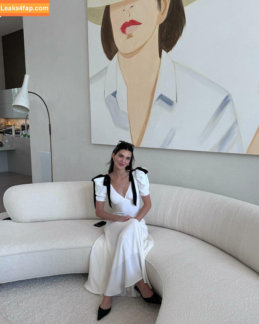 Kendall Jenner / KendallJenner слитое фото фото #1906