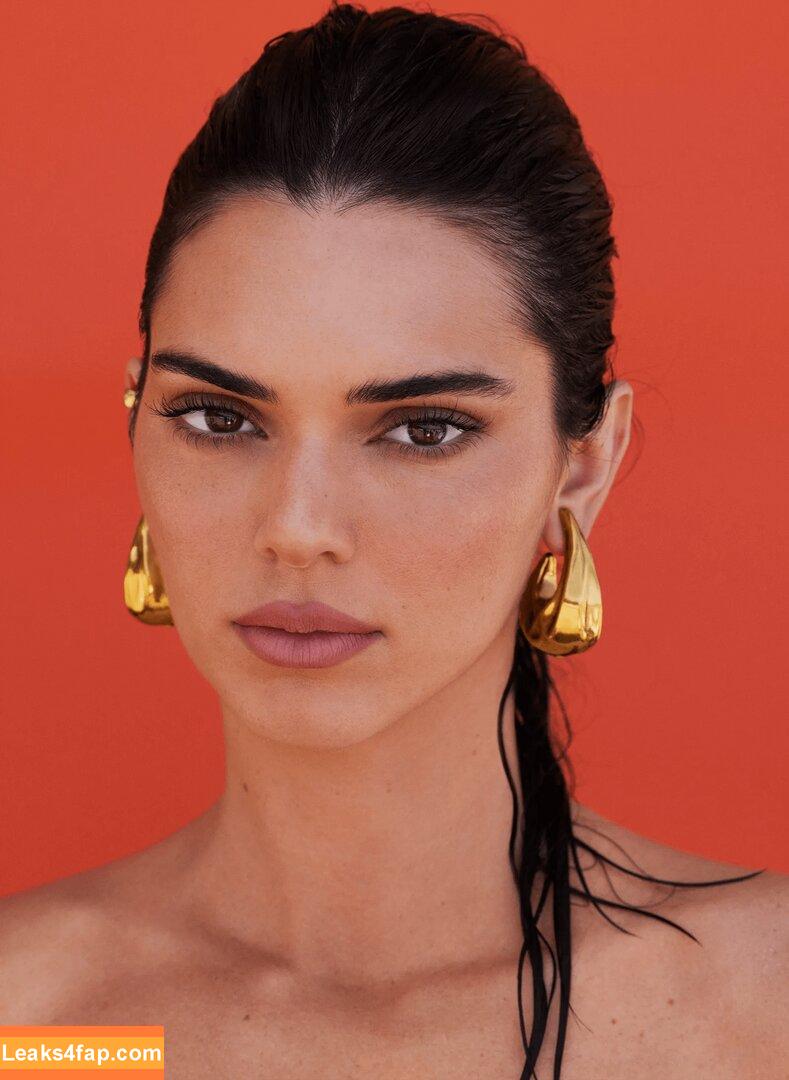 Kendall Jenner / KendallJenner слитое фото фото #1951