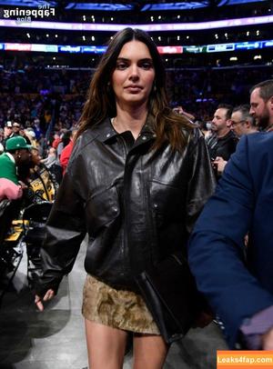 Kendall Jenner photo #1081