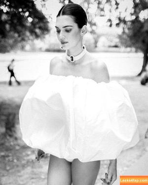 Kendall Jenner photo #1258