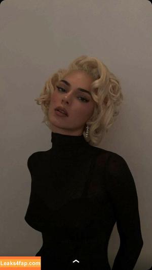 Kendall Jenner photo #1439