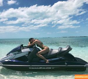 Kendall Jenner photo #1465