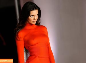 Kendall Jenner фото #1576
